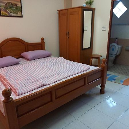 Apartamento Baan Aranya Chiang Mai Exterior foto