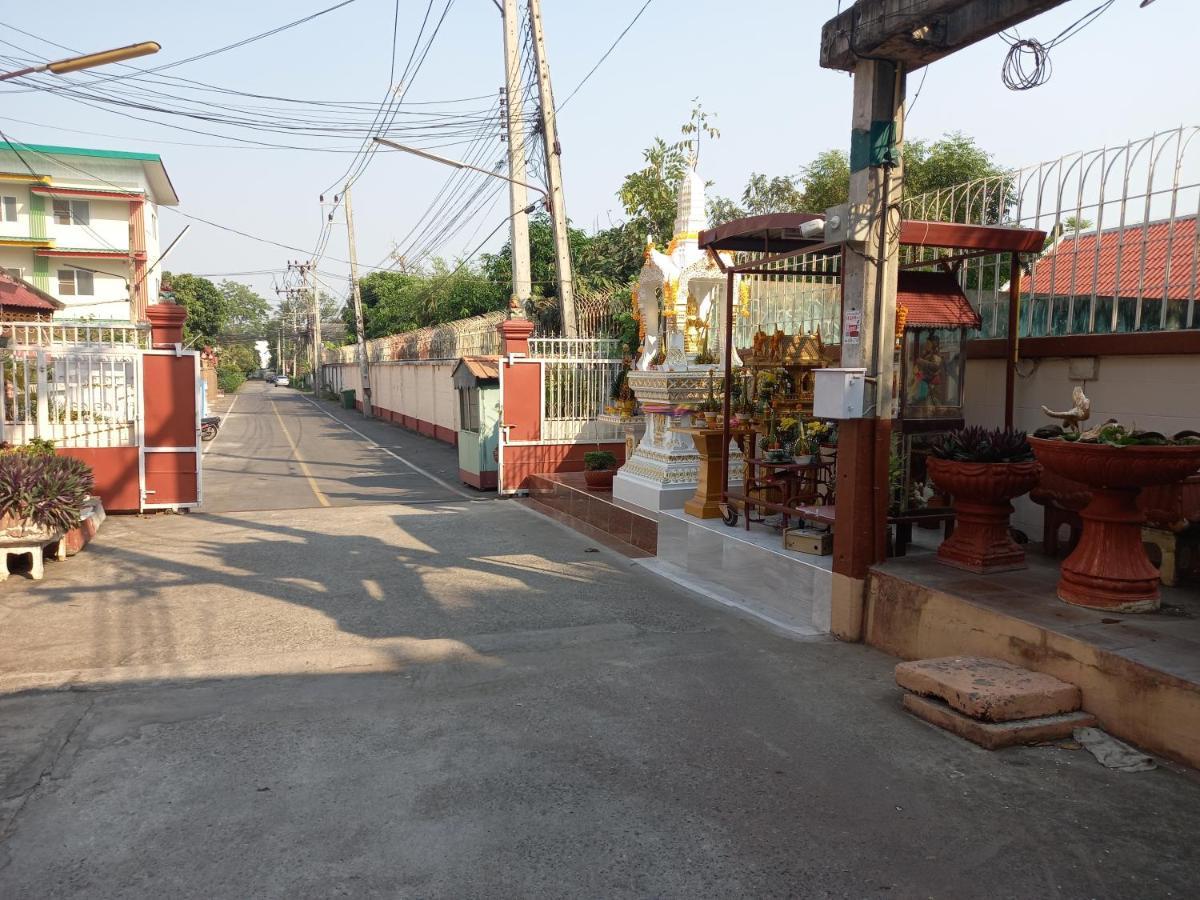 Apartamento Baan Aranya Chiang Mai Exterior foto