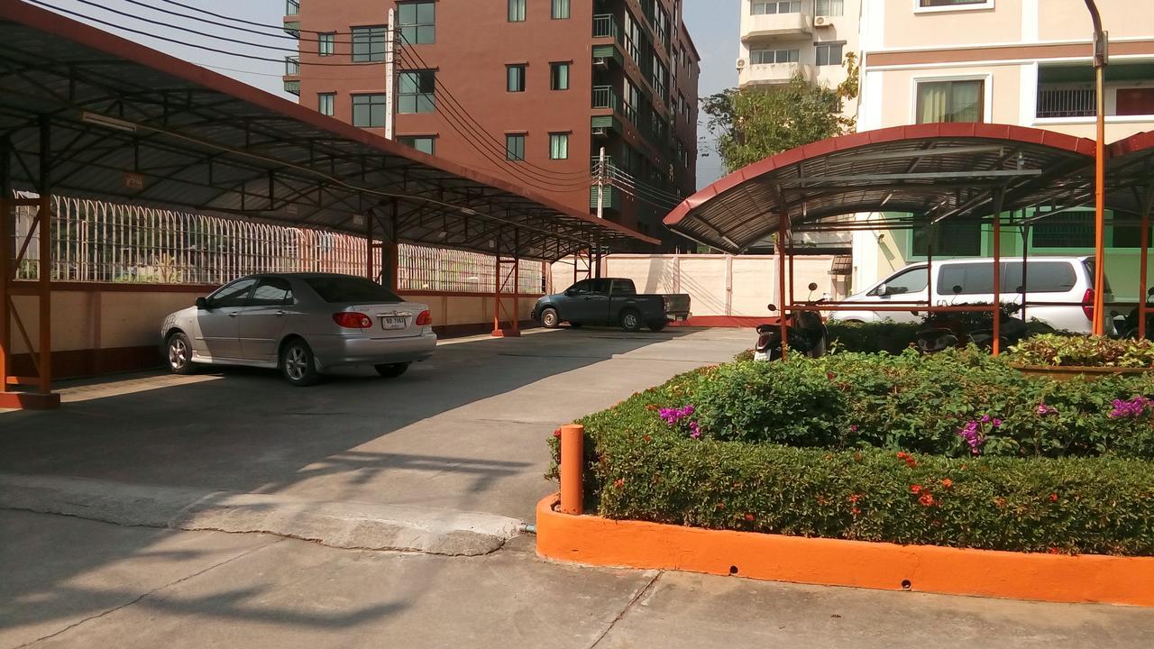 Apartamento Baan Aranya Chiang Mai Exterior foto